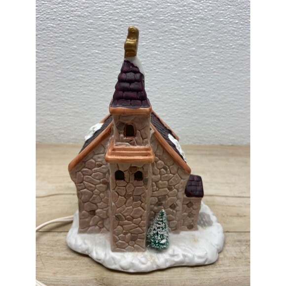 Vtg 1991 Christmas Valley Illuminated Porcelain Church In Original Box - Picture 9 of 16